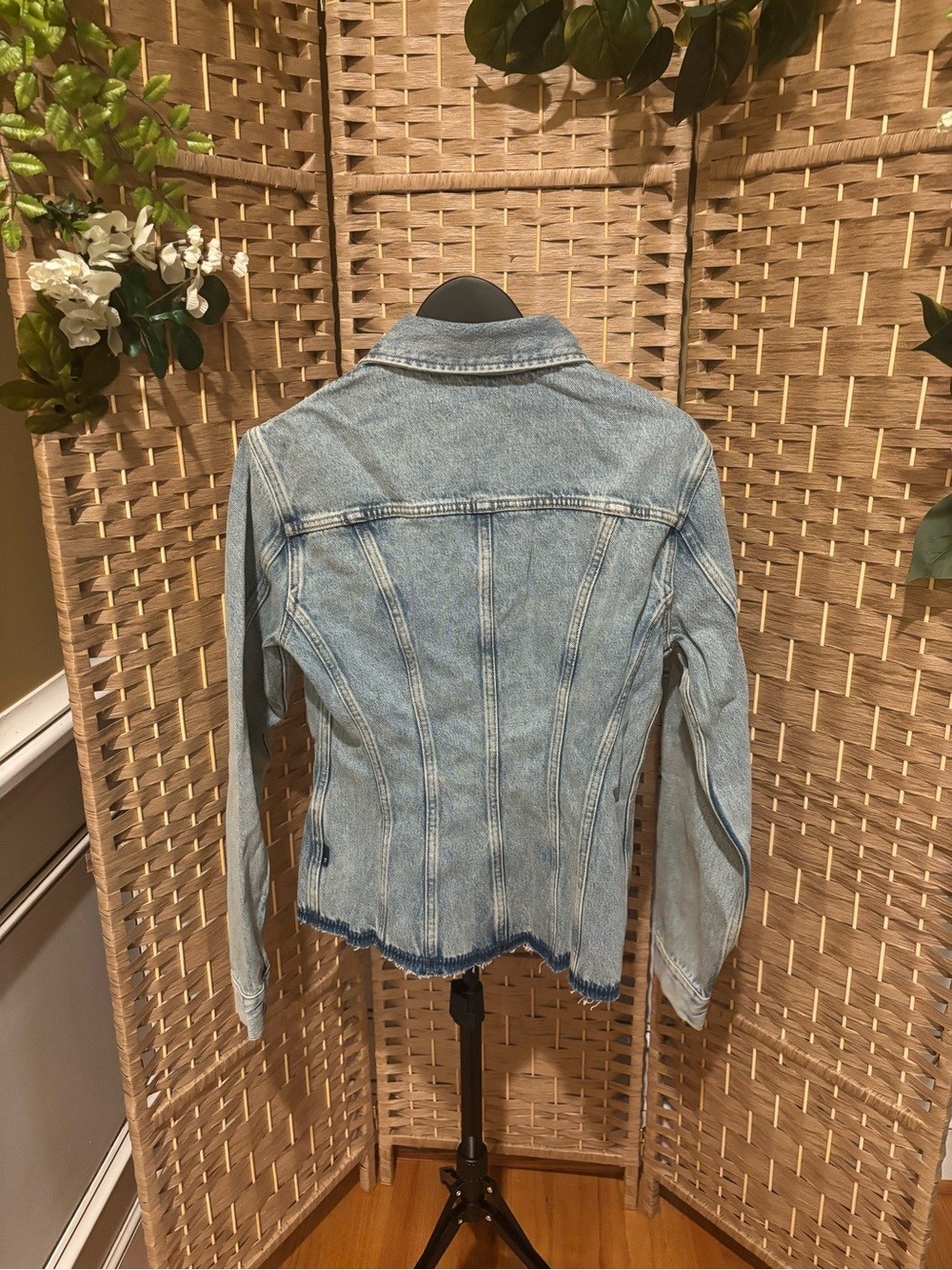 7 For All Mankind Light Blue Washed Denim Jacket - Picture 4 of 7